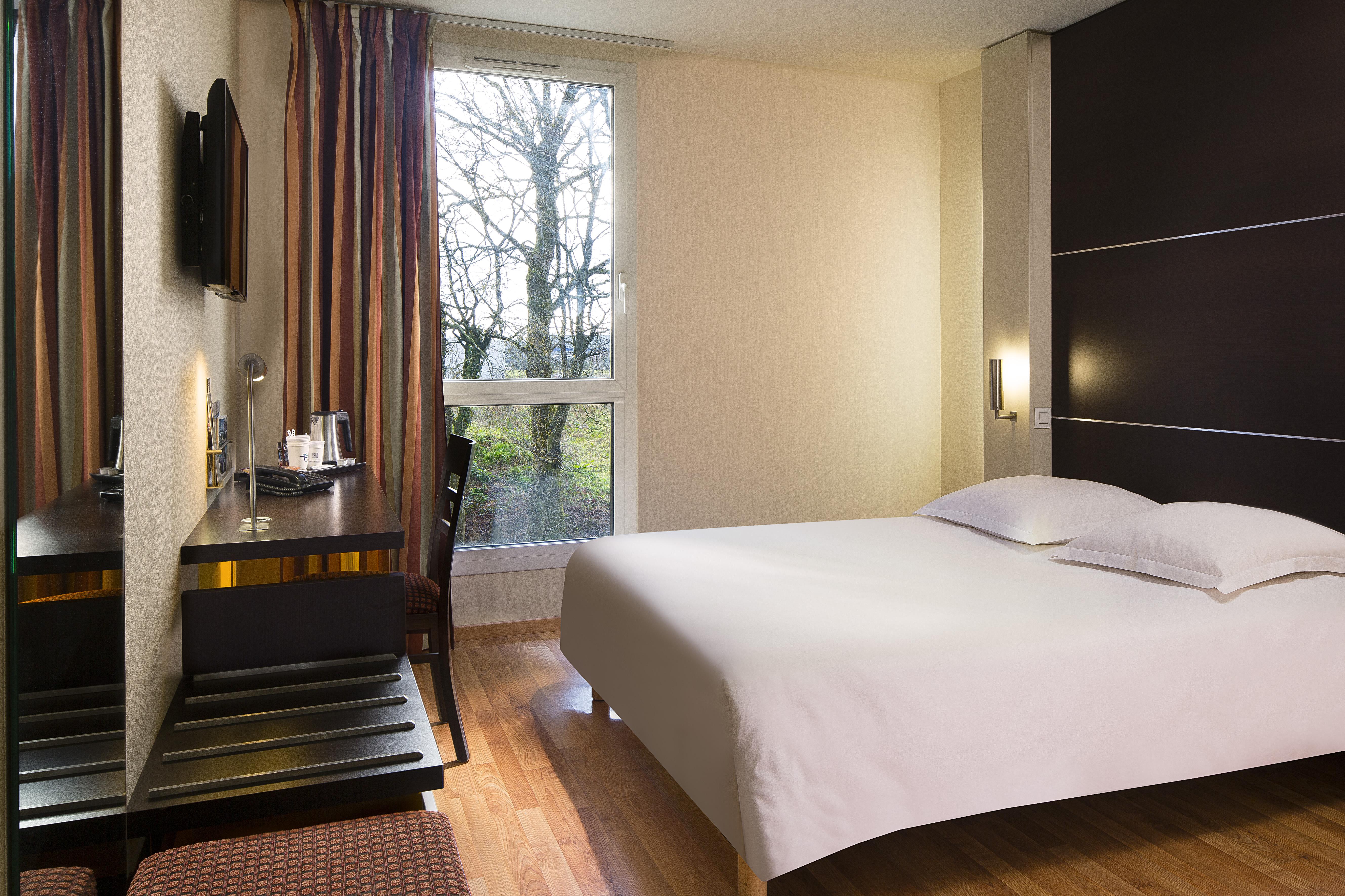 Escale Oceania Rennes Cap Malo Hotell La Meziere Exteriör bild