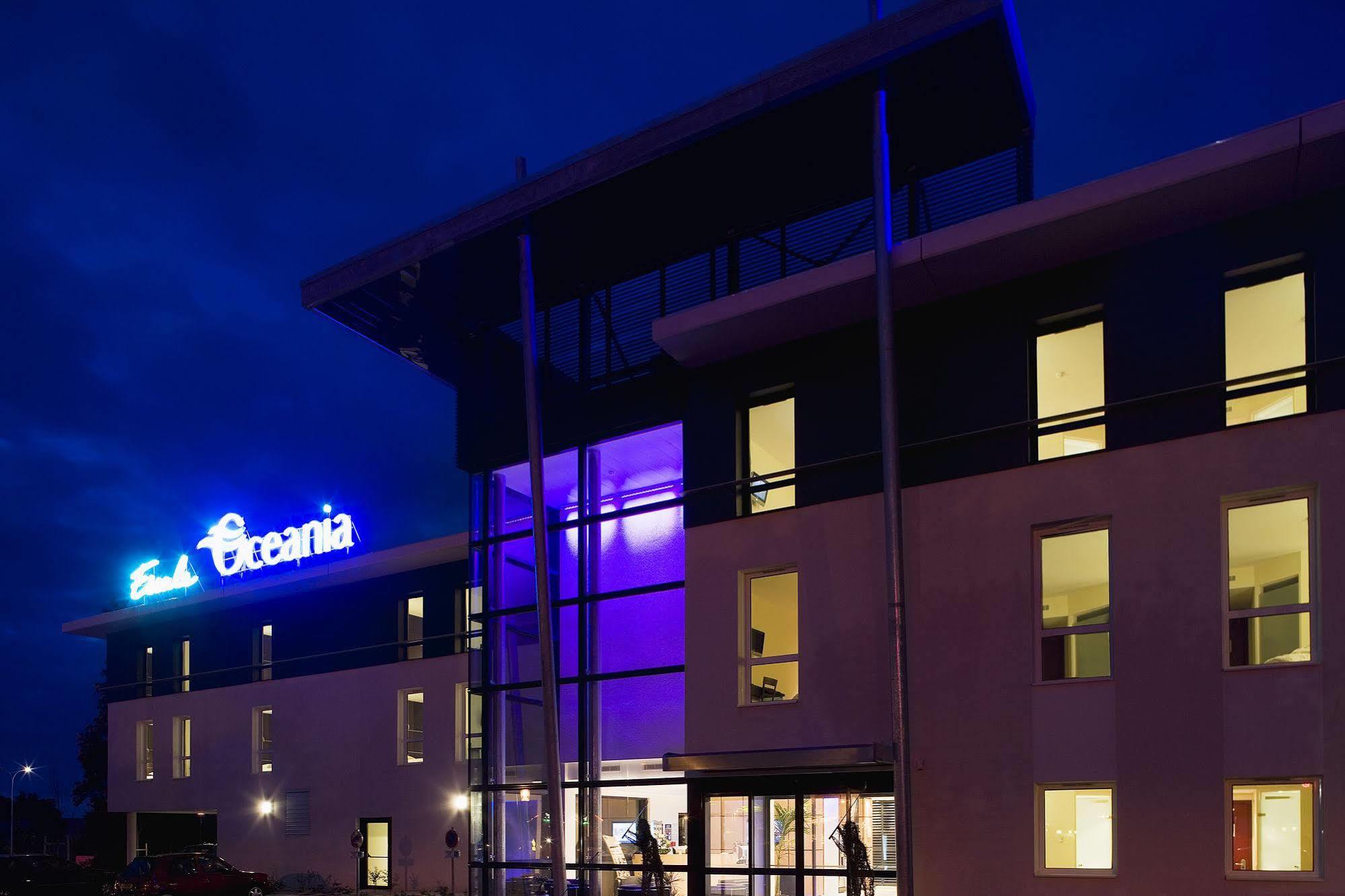 Escale Oceania Rennes Cap Malo Hotell La Meziere Exteriör bild